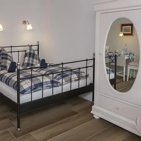 Klara - Ferienwohnung An Der Hooger Fahre * Pelvorm